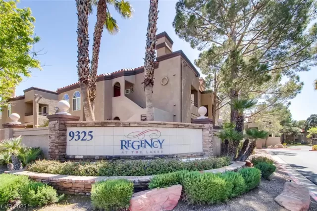 MLS: 2493697 Condo For Sale