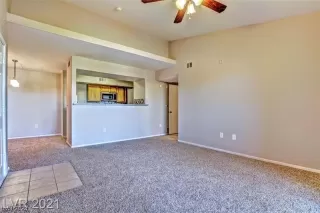 Photo #2: 2493772 Listing 