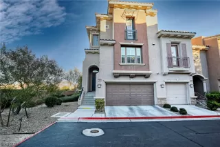 Photo #1: 2493774 Listing