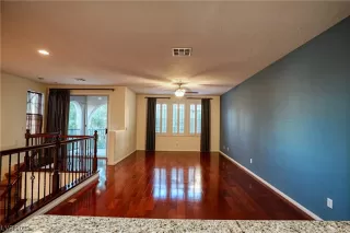 Photo #6: 2493774 Listing