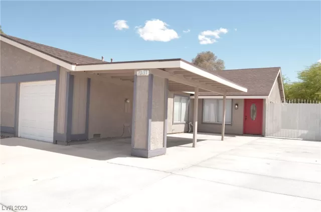 MLS: 2493831 Condo For Sale