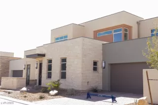 Photo #3: 2493834 Listing 
