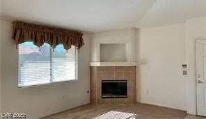 Photo #2: 2493839 Listing 