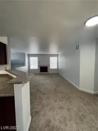 Photo #5: 2493844 Listing 