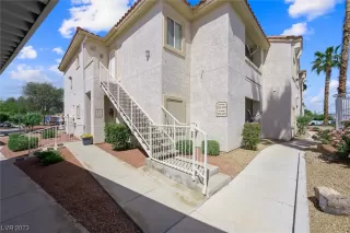 Photo #2: 2493879 Listing 