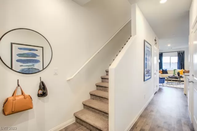 MLS: 2493905 Condo For Sale