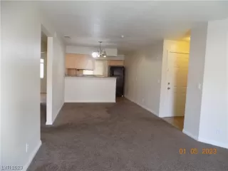 Photo #2: 2493907 Listing 