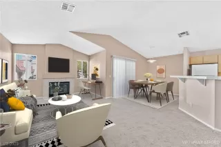 Photo #5: 2493919 Listing 