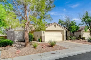 Photo #1: 2493924 Listing 