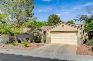 Photo #2: 2493924 Listing 