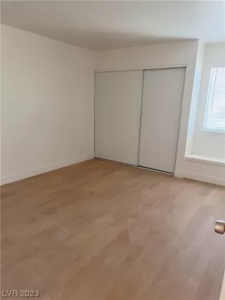 Photo #6: 2494024 Listing 