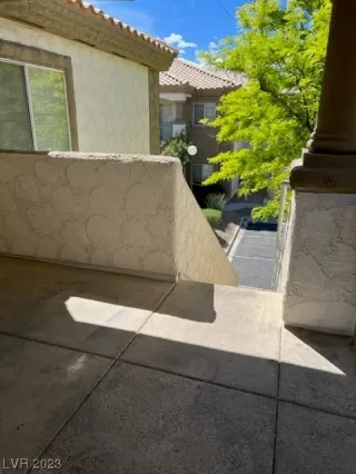 Photo #5: 2494035 Listing 