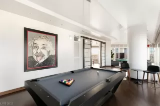 Photo #4: 2494045 Listing 