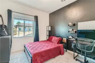 Photo #5: 2494090 Listing