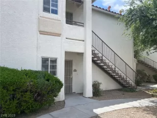 Photo #1: 2494153 Listing 