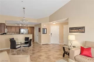 Photo #6: 2494176 Listing 