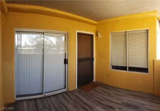 Photo #1: 2494187 Listing 