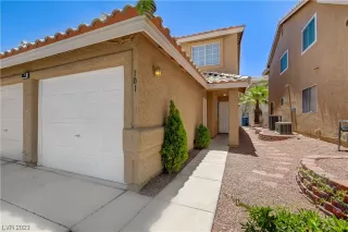 Photo #2: 2494221 Listing 