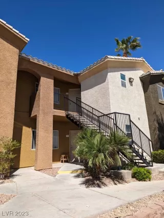 Photo #1: 2494231 Listing 