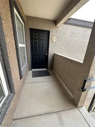 Photo #2: 2494260 Listing 