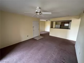 Photo #3: 2494260 Listing 