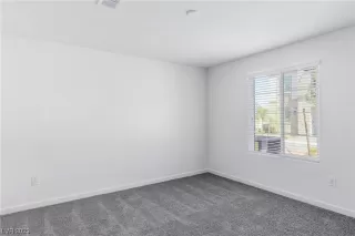 Photo #3: 2494291 Listing 