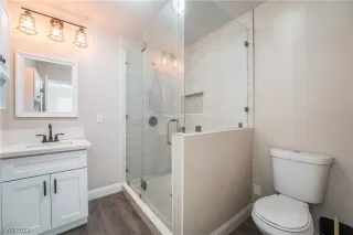 Photo #1: 2494308 Listing