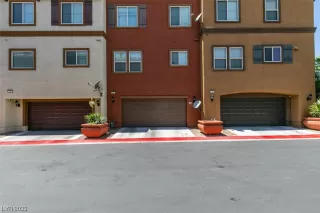 Photo #1: 2494328 Listing