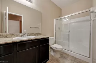 Photo #3: 2494332 Listing 