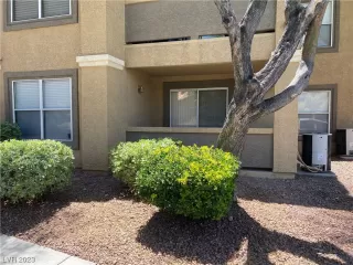 Photo #1: 2494334 Listing