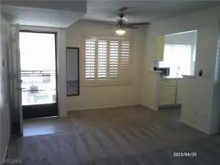 Photo #4: 2494341 Listing 