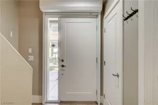 Photo #4: 2494348 Listing 