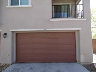 Photo #2: 2494406 Listing 