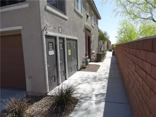 Photo #3: 2494406 Listing 