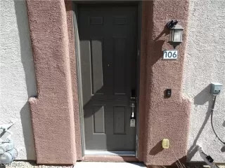 Photo #4: 2494406 Listing 