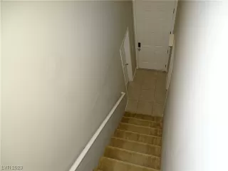 Photo #5: 2494406 Listing 