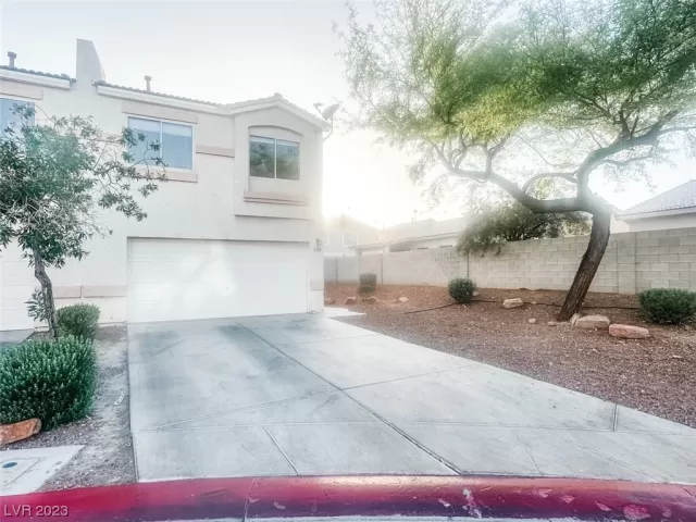 MLS: 2494471 Condo For Sale
