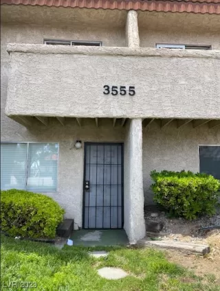 Photo #3: 2494482 Listing 