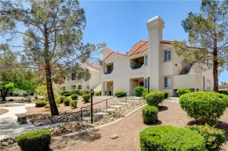 Photo #2: 2494509 Listing 