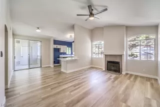 Photo #1: 2494525 Listing 