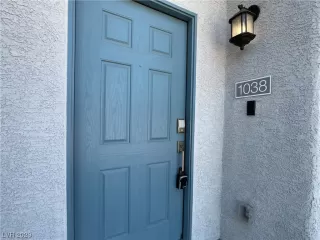 Photo #2: 2494527 Listing 