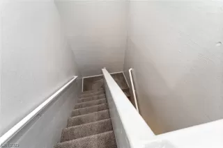 Photo #4: 2494552 Listing