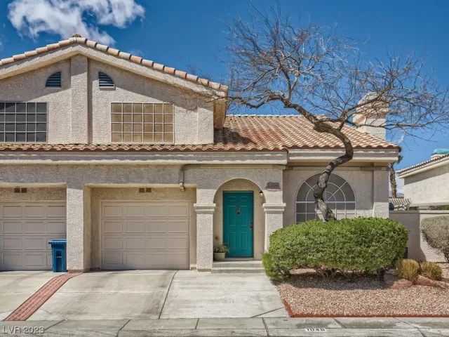 MLS: 2494565 Condo For Sale