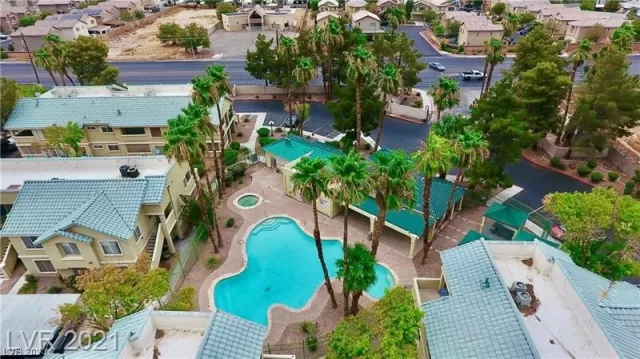 MLS: 2494578 Condo For Sale