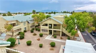 Photo #1: 2494578 Listing 