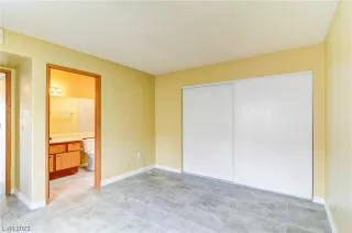 Photo #6: 2494595 Listing 