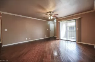 Photo #3: 2494600 Listing 