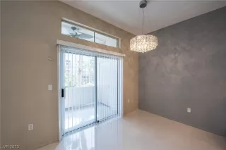 Photo #4: 2494609 Listing 