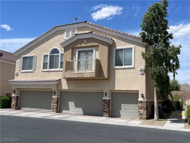 MLS: 2494695 Condo For Sale