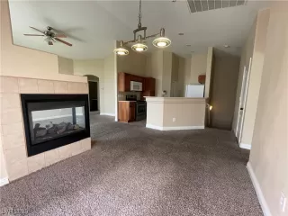 Photo #6: 2494695 Listing 